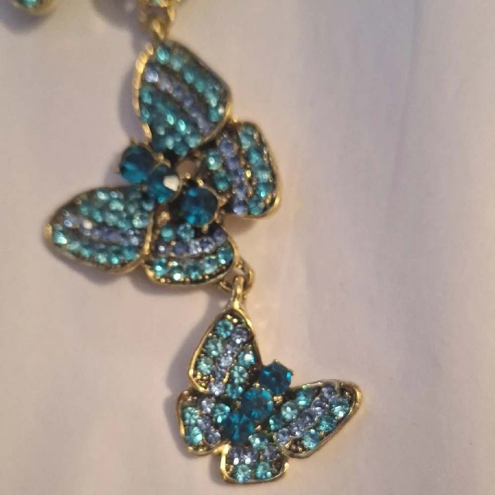 Elegant Blue Butterfly Brooch